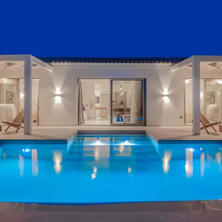 Ocean Luxury Villa Volímai
